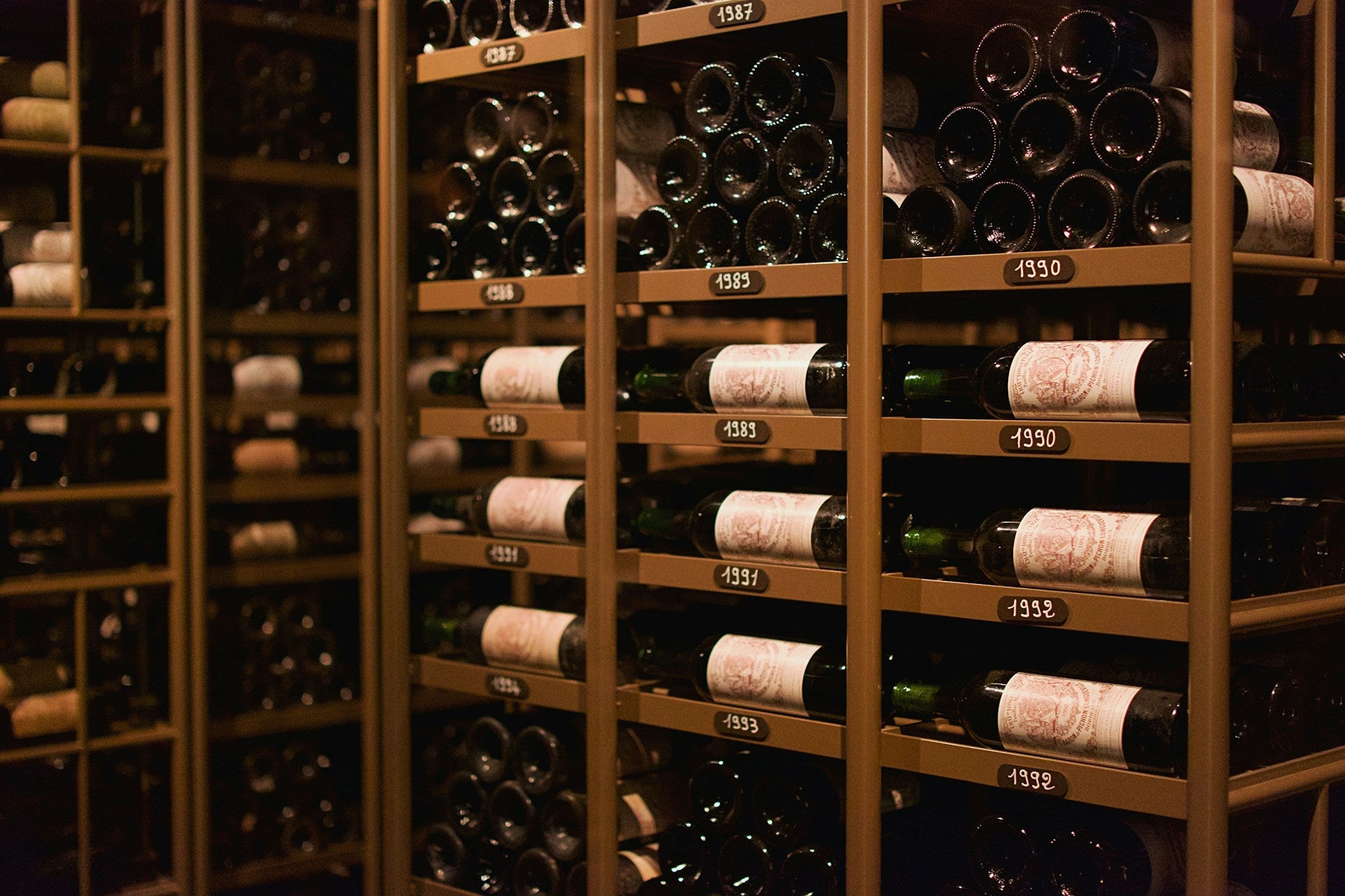 El poder de un gran vino en la experiencia de un restaurante de lujo
